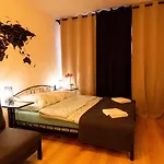 Apartament Loftowy Wypoczynek Goldair
